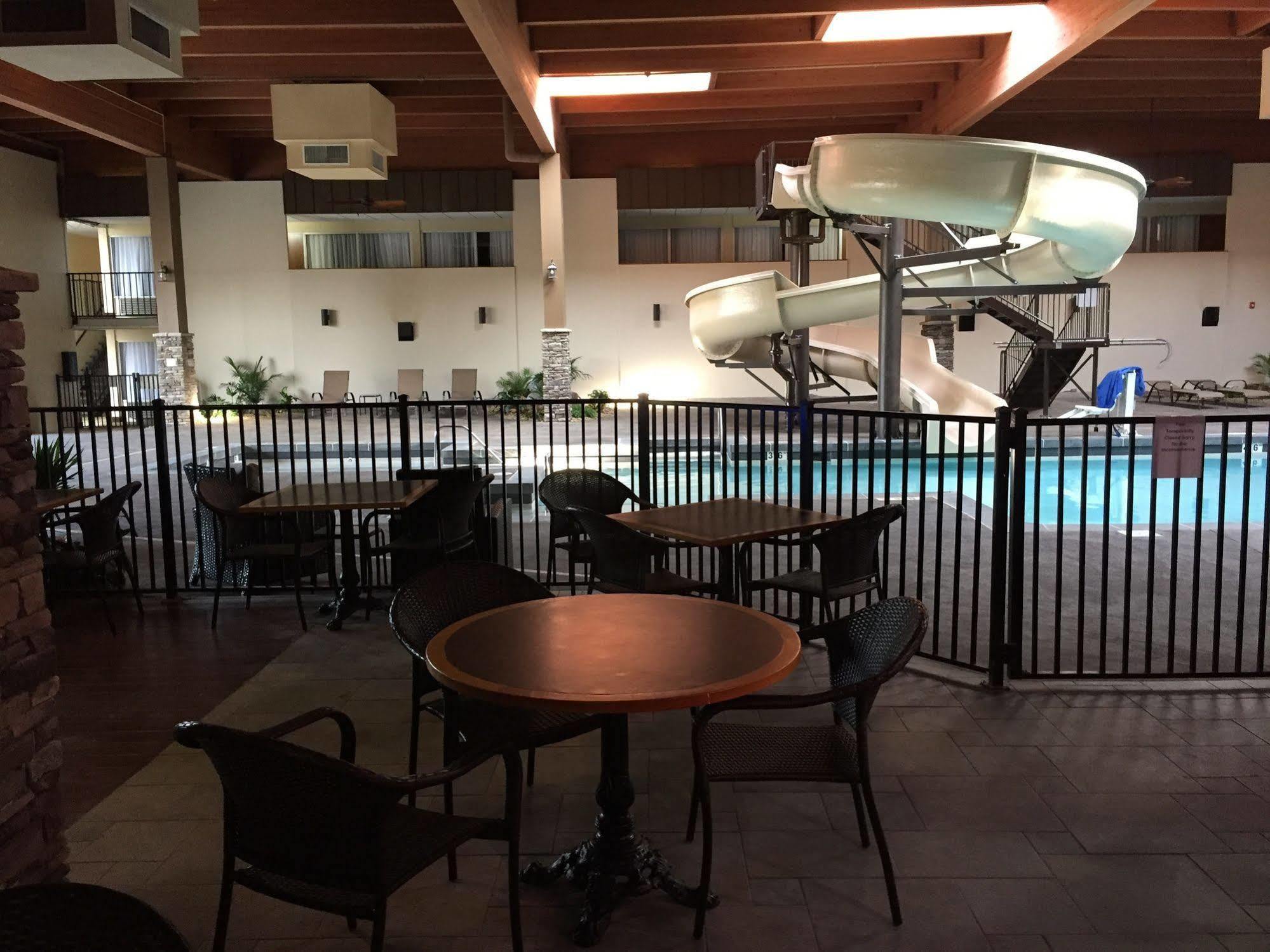 Cascades Mountain Resort, Ascend Hotel Collection هيندرسونفيل المظهر الخارجي الصورة